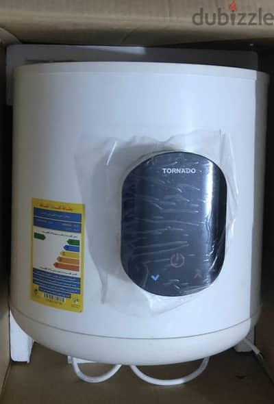 tornado water heater سخان توريندو كهرباء 35 لتر ديجيتال ابيض بالضمان