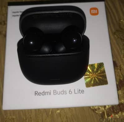 سماعه ريدمي buds 6 lite استعمال تلت اسابيع فقط