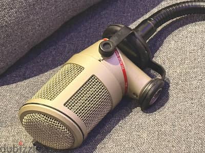 neumann bcm 104 condenser mic نويمان