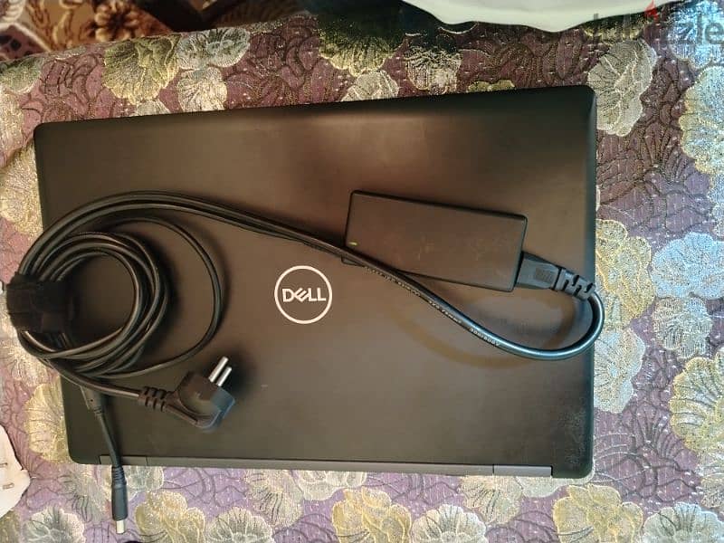 dell latitude 5590 core i5-8350u 0