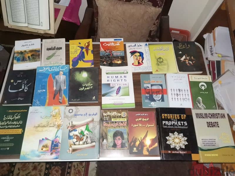 مكتبة للبيع بالكامل لأعلى سعر 8