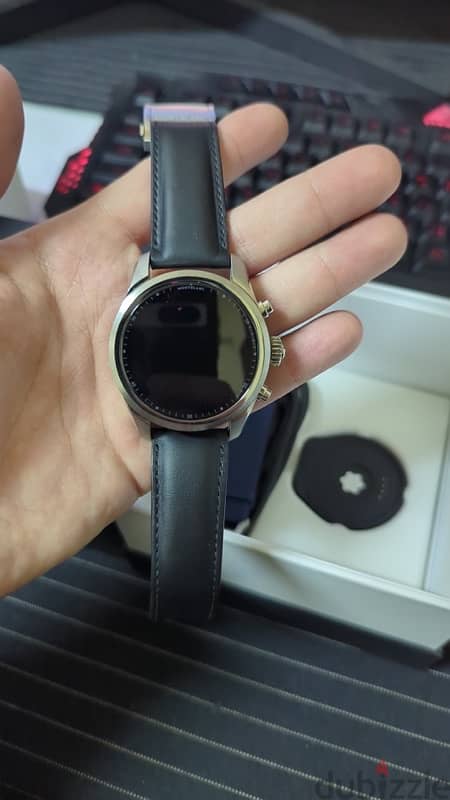 Mont Blanc summit 2 plus lte luxury watch 4