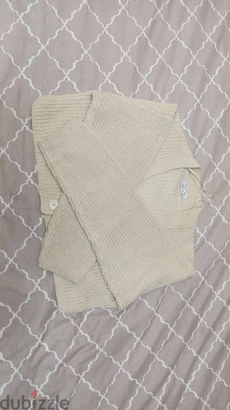 Defacto Beige Knitted Cropped Sweater – Trendy & Cozy 3