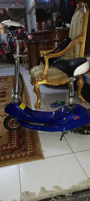 سكوتر كهربائي electric scooter