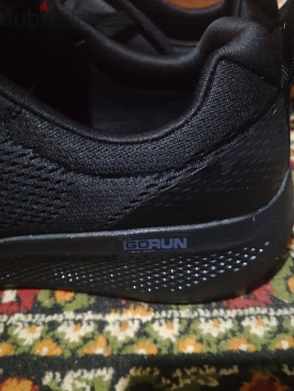 SKECHERS ORGINAL Siz. . 45 4