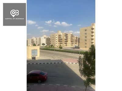 Apartment for sale, ground floor, with garden, resale from the owner, fully finished, in Wesal Prime Location Compound, Shorouk City