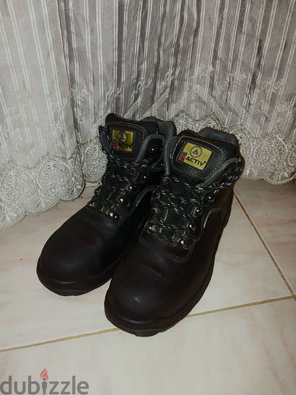 Safety shoes 2