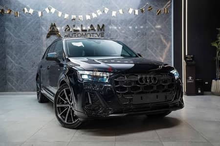 Audi Q7  black package 2025