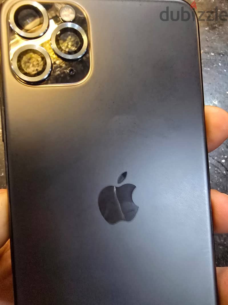 iPhone 11 Pro max 12