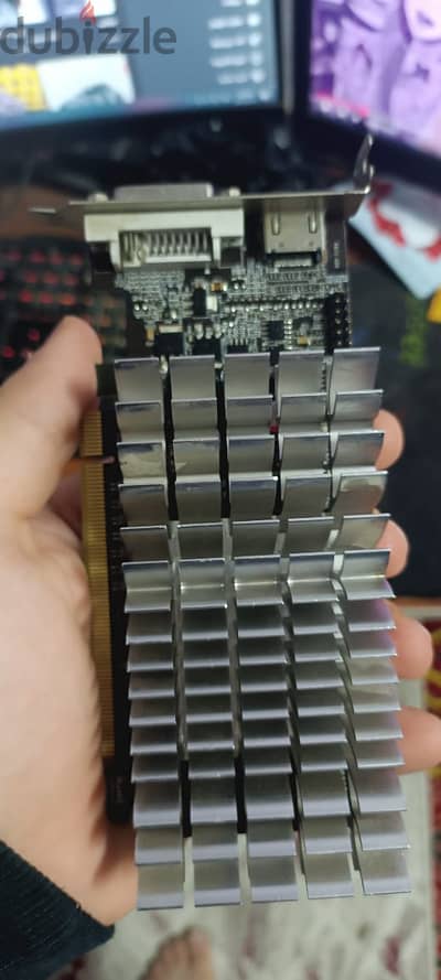 Graphic Card Nvidia Geforce Gt 520 1Gb Ddr3 64Bit