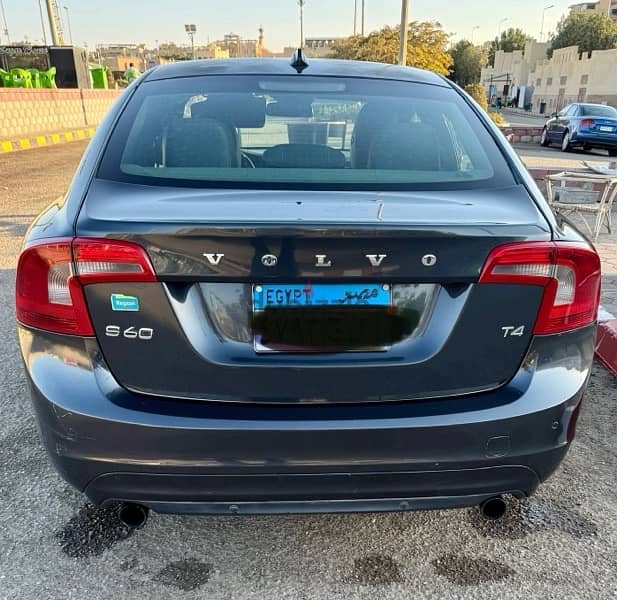 Volvo s60 2014 0