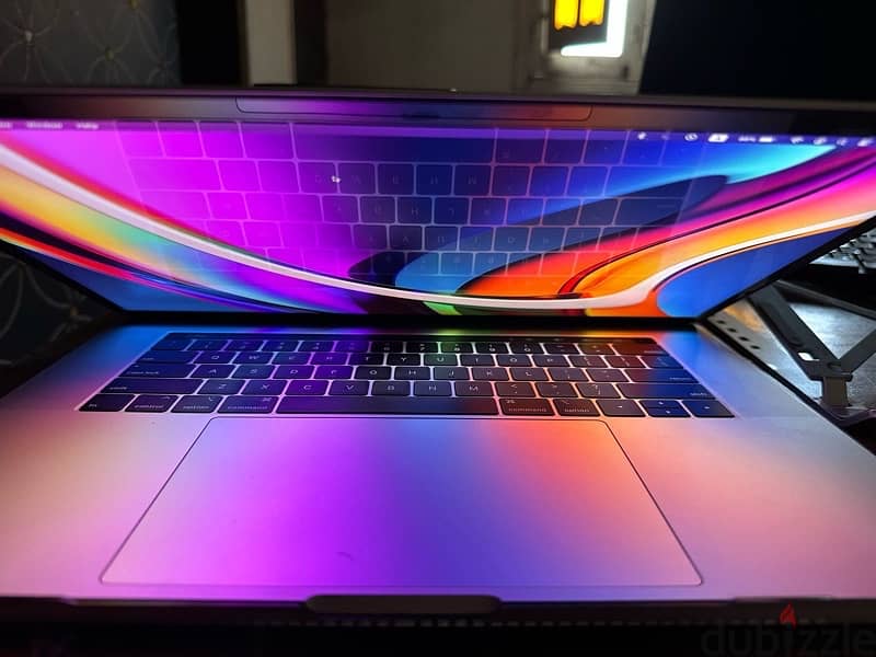 Macbook pro 2018 - 32gb ram - 512 ssd - core i7 3