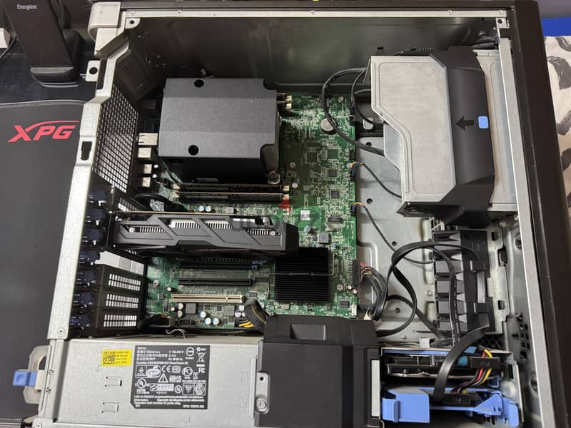 Dell T3600 Workstation 1