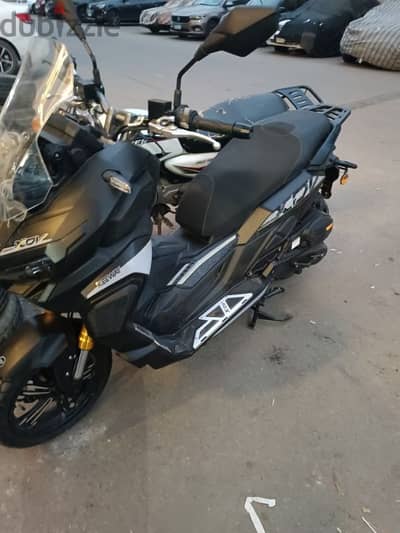 اسكوتر كيواي xdv 200 cc