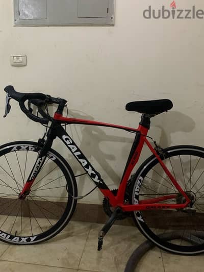 Galaxy Rl 900 Road Bicycle like new no scratch