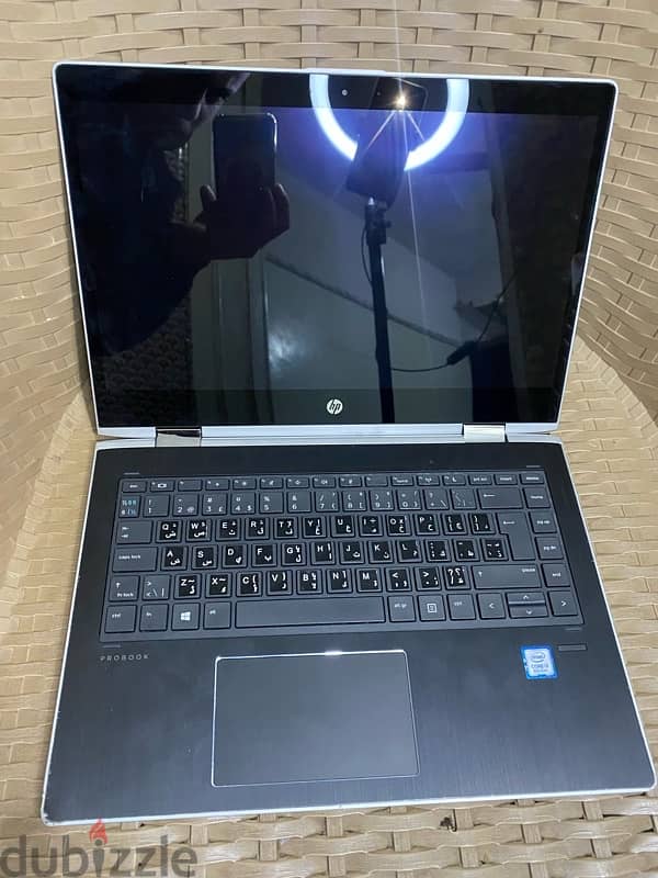 hp 440  x360  Touchscreen  Core i3 8th  Ram 8 Ssd 256 3