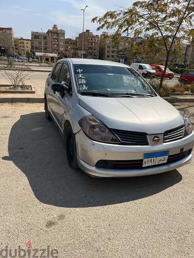 Nissan Tiida 2006