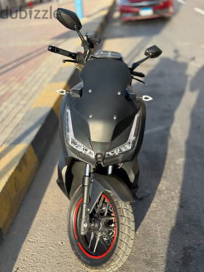 سكوتر دايون ADV 200Cc