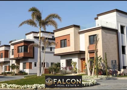 For sale twin house with a 5% down payment in a prime location in the heart of the Fifth Settlement in Azhar Compound, near Cairo Airport