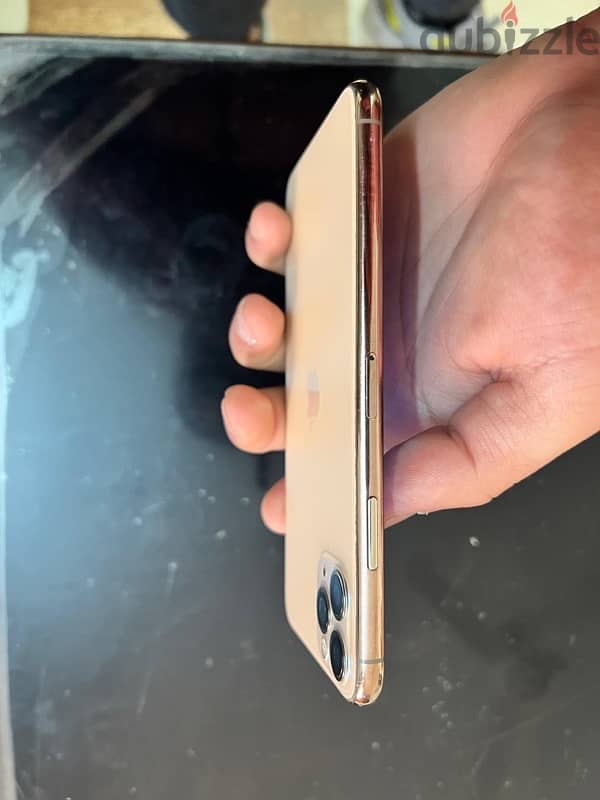 iphone 11 pro max //ايفون ١١ برو ماكس 256 1