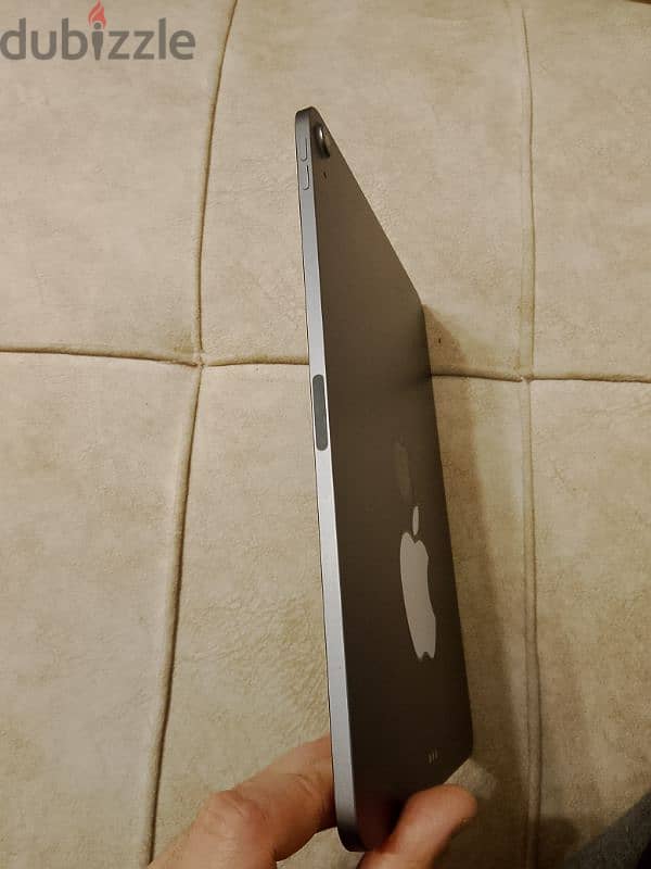 iPad air 5th generation 256 GB+ apple pencil 1