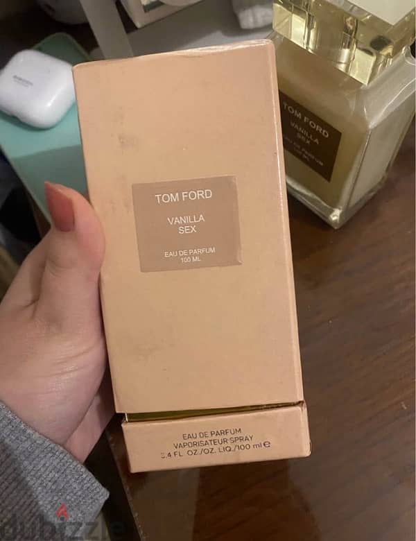 perfume Tom ford from kuwait 4