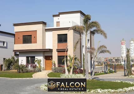 3 Floors Villa with special cash discount and 8 years installments for sale in Azzar compound New Cairo Fifth Settlement