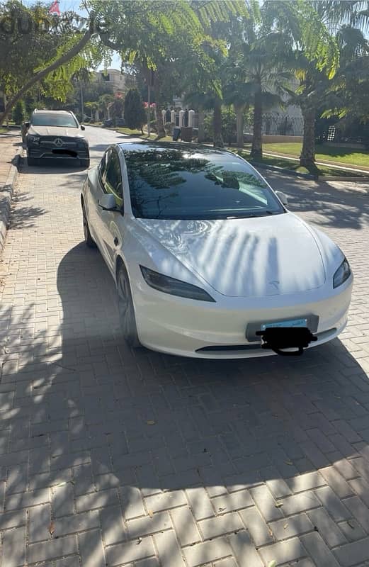 Tesla Model 3 2024 0