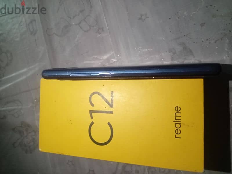 Realme c12 4