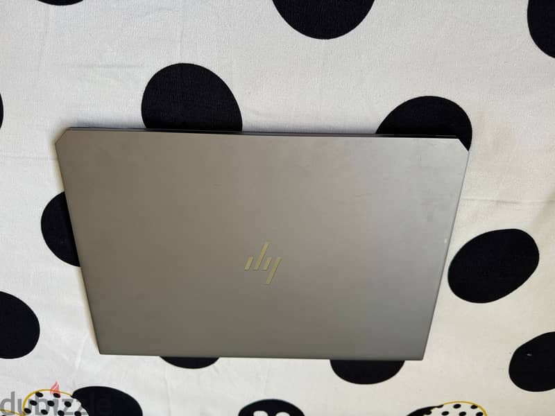 HP ZBook studio G5 3