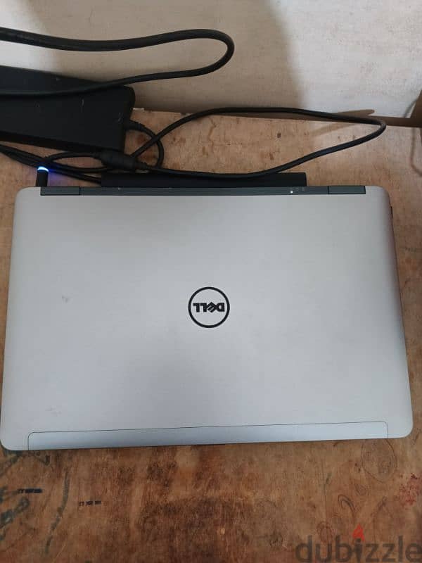 dell latitude e6540 /i7/و كارتين شاشه 2