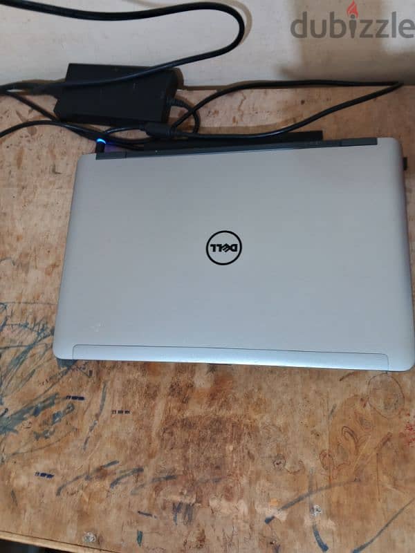 dell latitude e6540 /i7/و كارتين شاشه 5