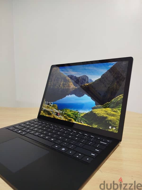 Microsoft Surface Laptop 3 4