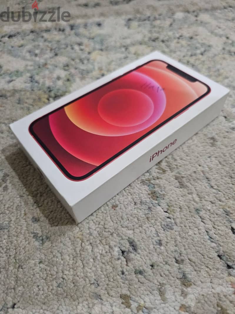 Iphone 12 128GB Red 4