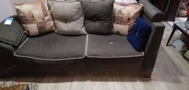 فرصة بسعر ممتاز عدد ٢ كنبة 2 couches 0