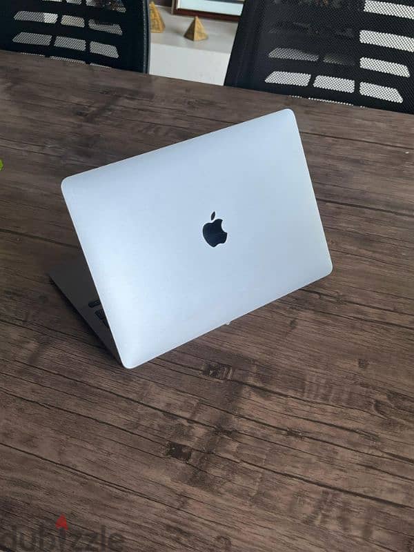 macbook air M1 2020 1