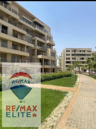 Apartment for sale ready to move in Capital Gardens , prime location  151m