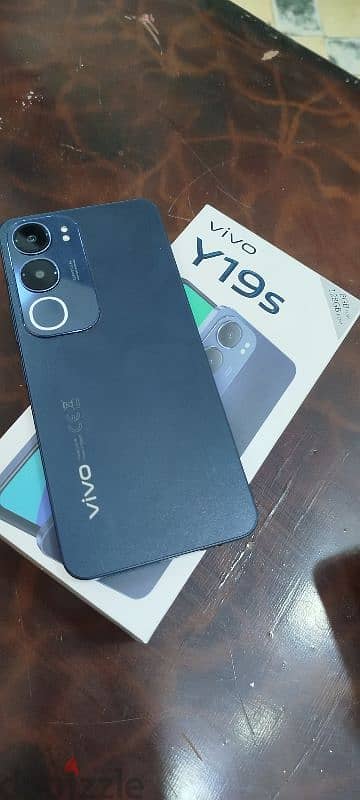 vivo y19s