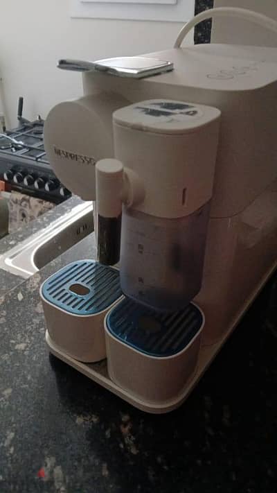 Nespesso coffee machine