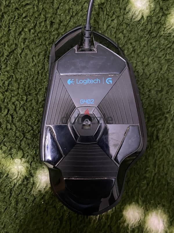 Logitech g402 ‏باستخدام ستة اشهر سبب البيع جبت mouse جديد 2