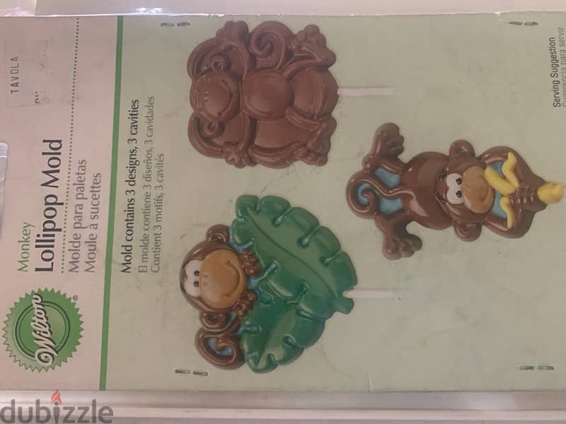 chocolate molds from Wilton dubai 18