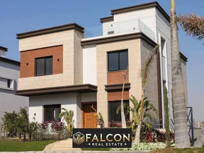 For sale the most luxurious villa 430 sqm in New Cairo Fifth Settlement minutes from Madinaty and Cairo Airport