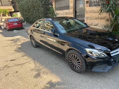 Mercedes-Benz C180 2017