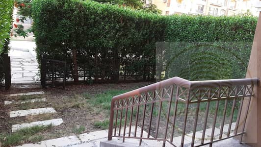 Apartment for sale in Madinaty B1. The sale includes club membership. Ground floor with a garden. 158 sqm + 50 sqm garden. Very prime location!