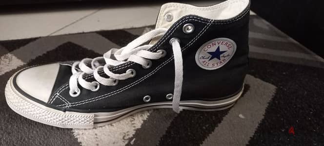 كوتشي converse أصلي وارد السويد صناعة فيتنامي مقاس ٤٢