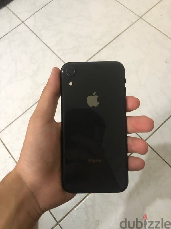 iPhone XR 1