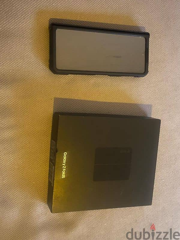 Samsung Galaxy ZFold 5 Phantom Black 256GB ضمان محلي 9