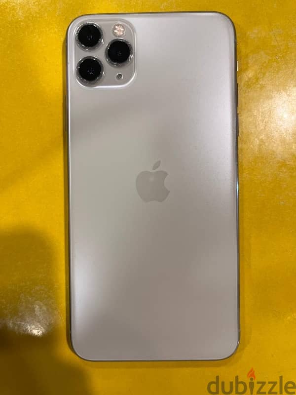 iphone 11 pro max white 1