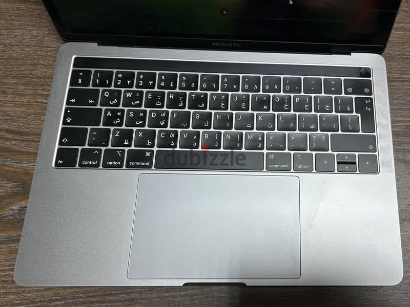 Apple Macbook Pro 13 inch 2019 with touch bar 10