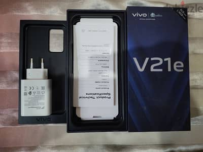 vivo V21E (شاحن 33 وات + الكرتونة) بحالة الجديد